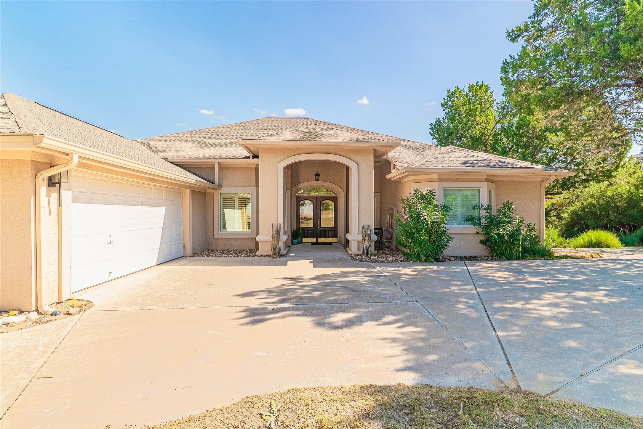 Photo of Listing #3131851