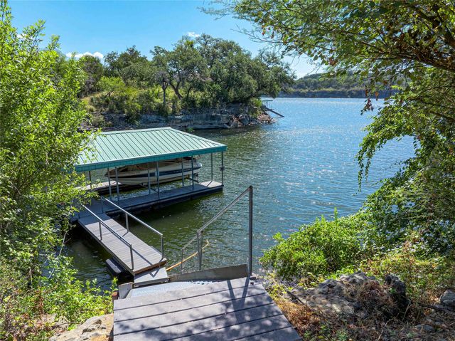 MLS #3131851 for Sale at 3309 Brasada Ln, on Lake Travis in the city of Marble Falls, 78654