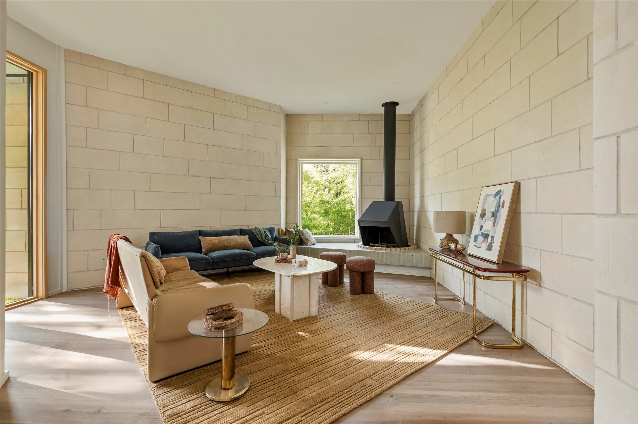 Photo of Listing #1033891