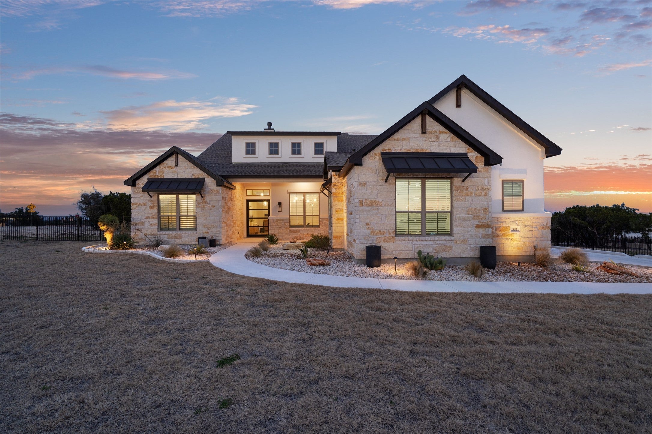 Photo of Listing #4575994