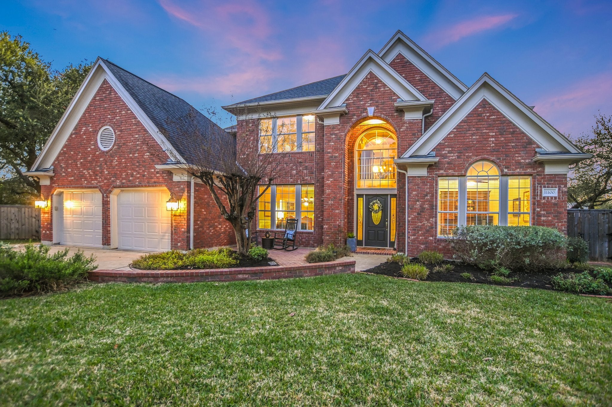 Photo of Listing #1297755