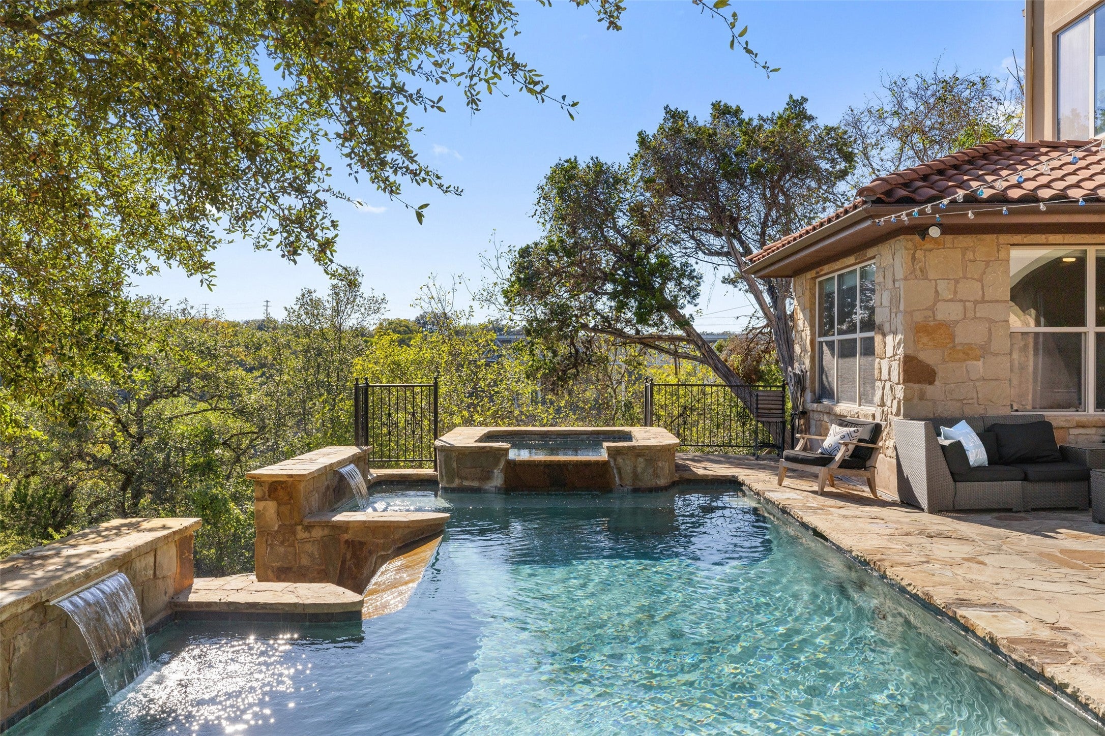 Photo of Listing #6167527