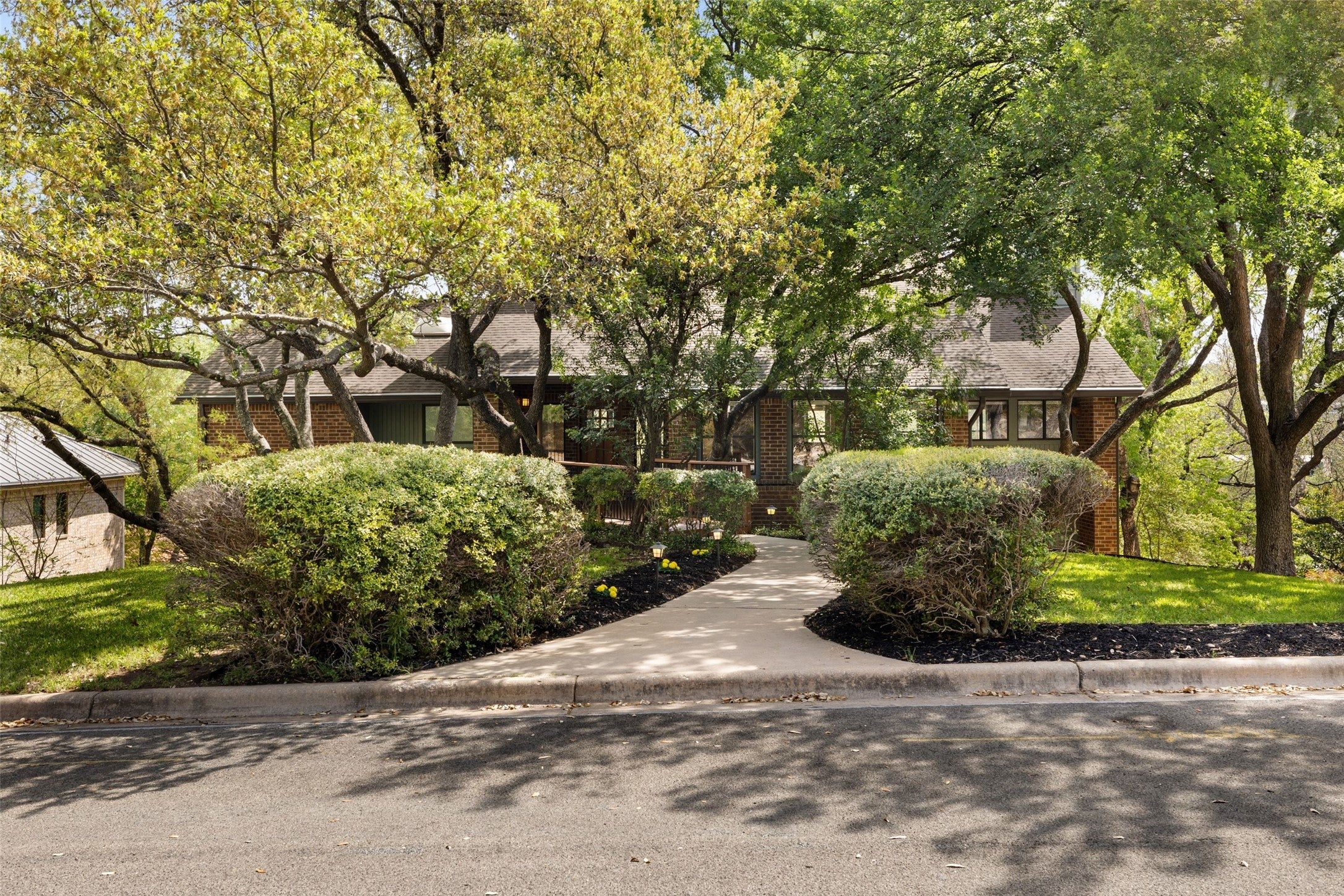 Photo of Listing #7429186