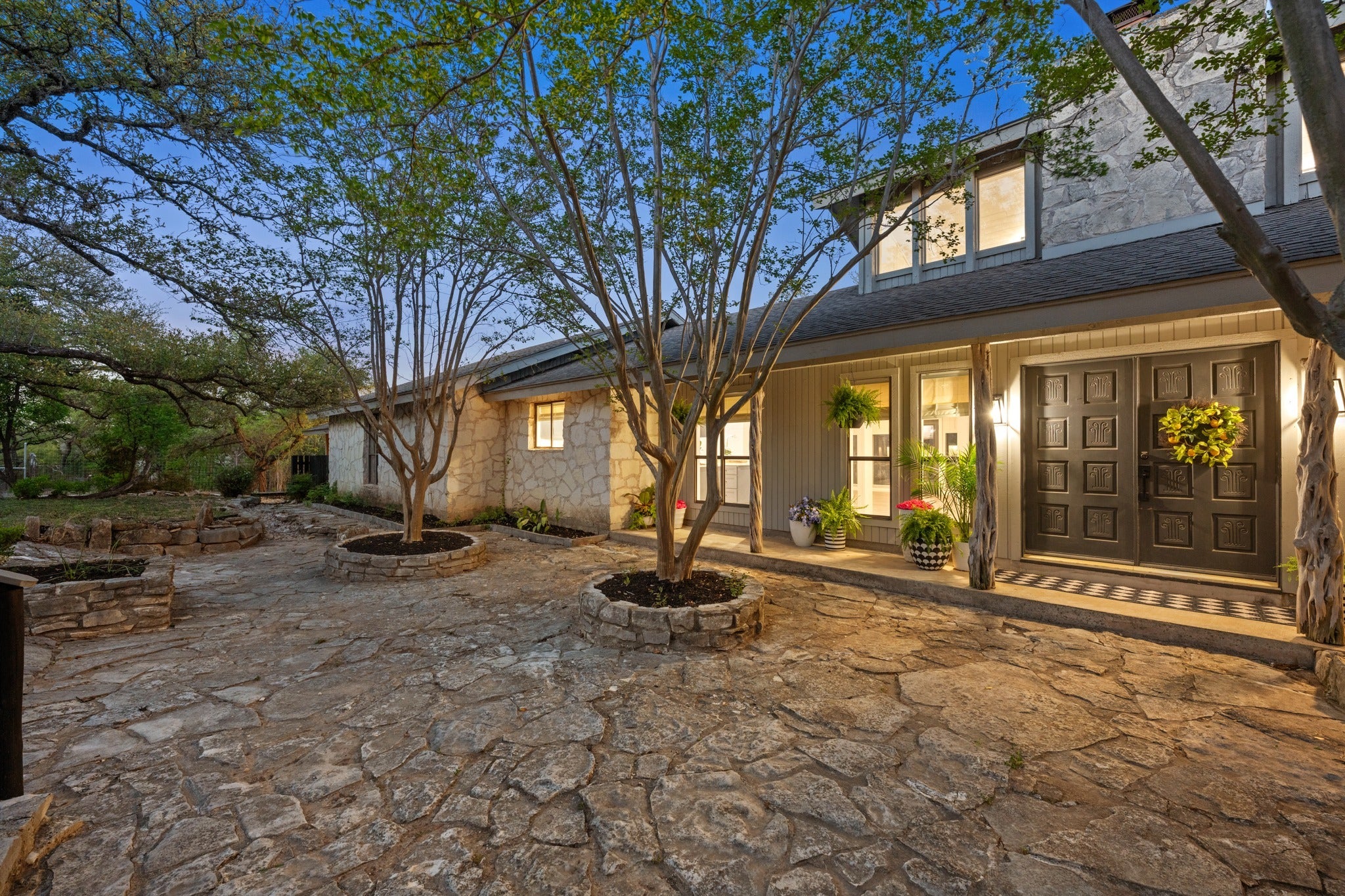 Photo of Listing #8097988