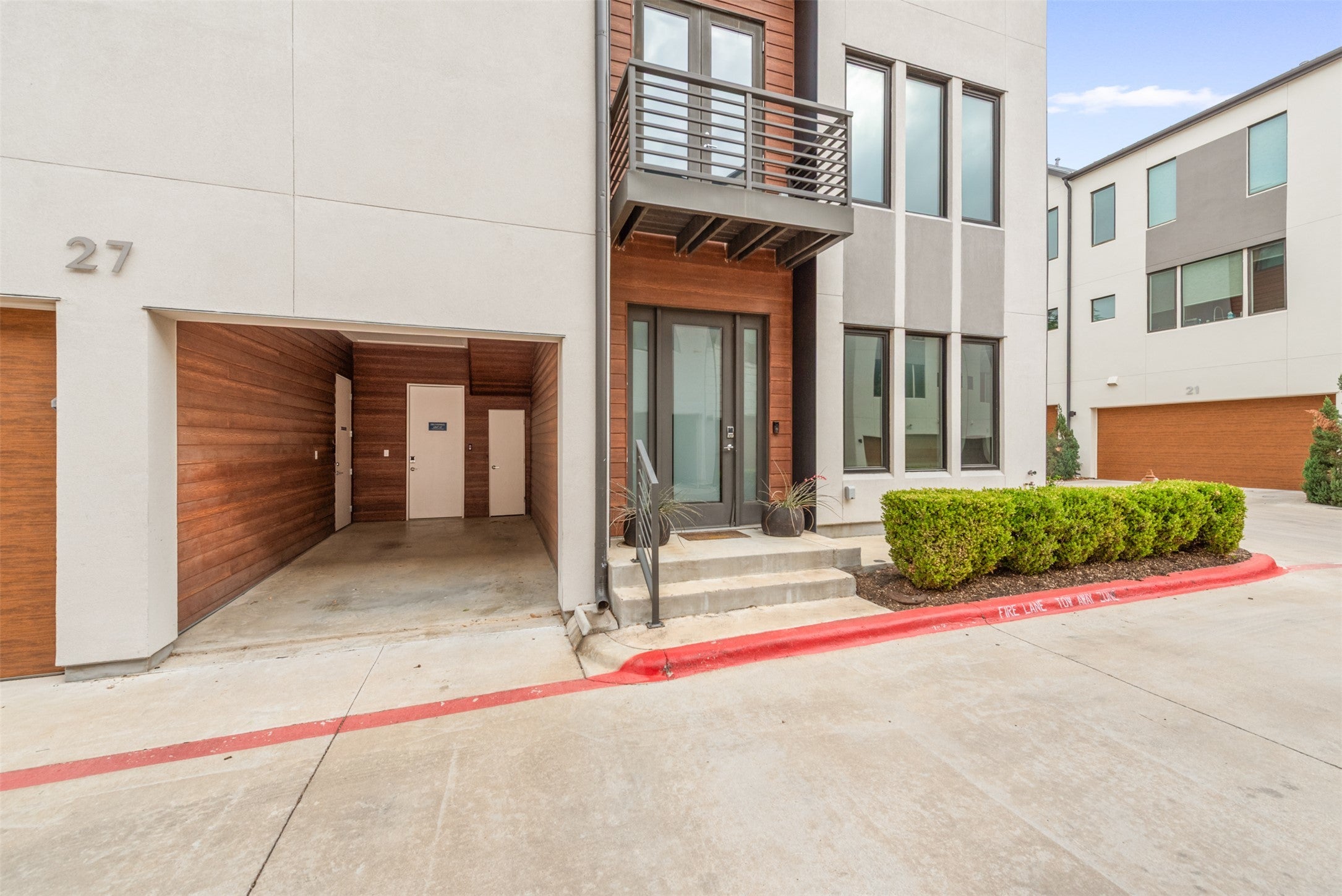 Photo of Listing #4164572