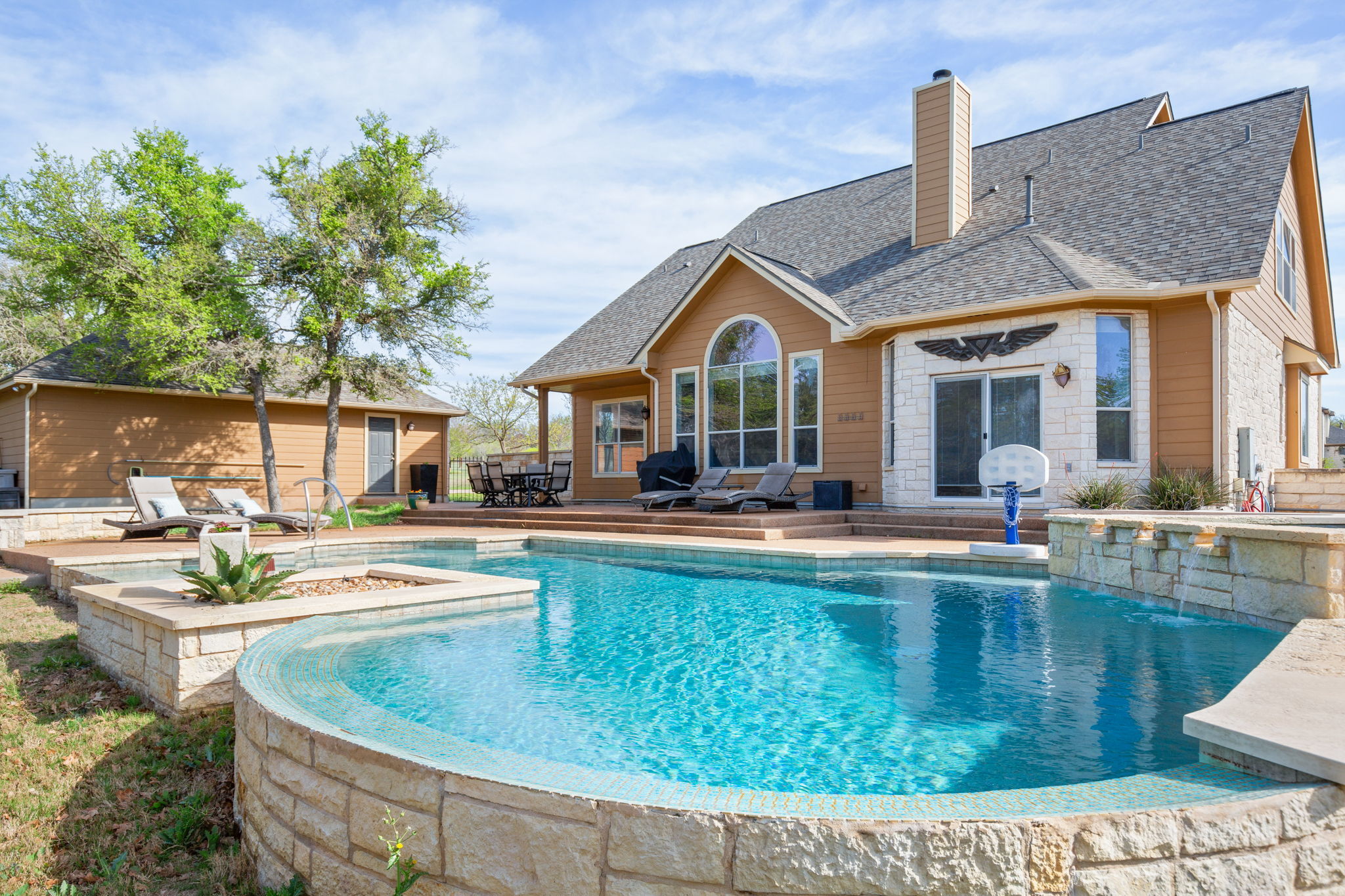 Photo of Listing #6464729