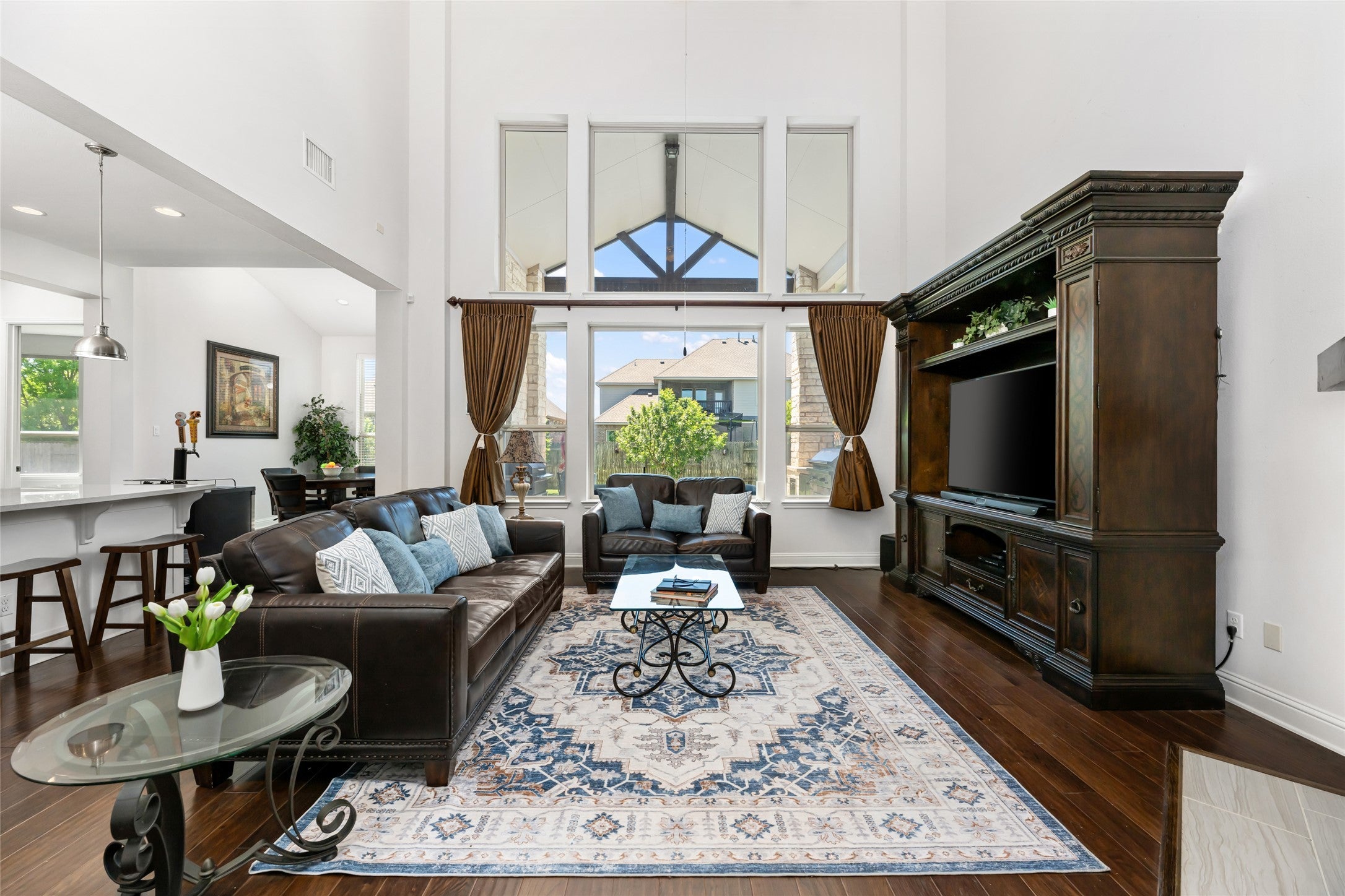 Photo of Listing #4117637