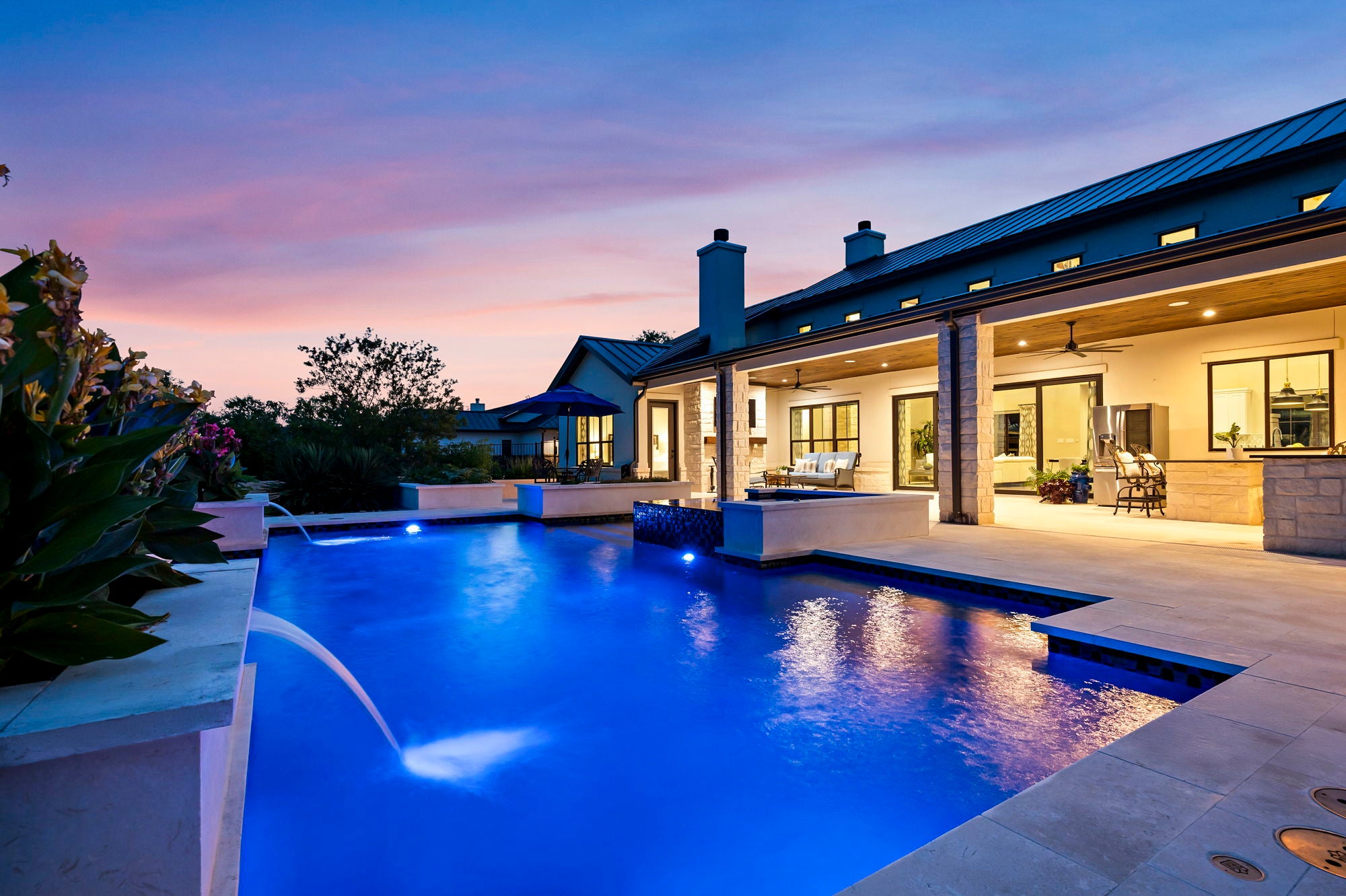 Photo of Listing #8056075