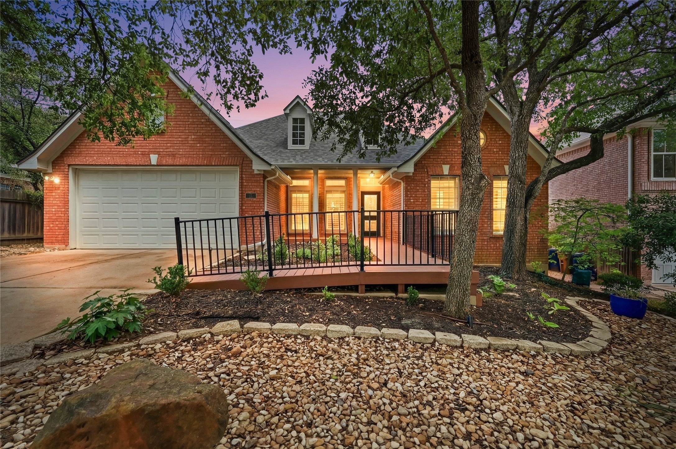 Photo of Listing #9606124