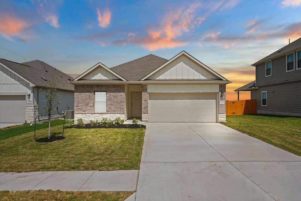 300 Sleep Hollow, Jarrell