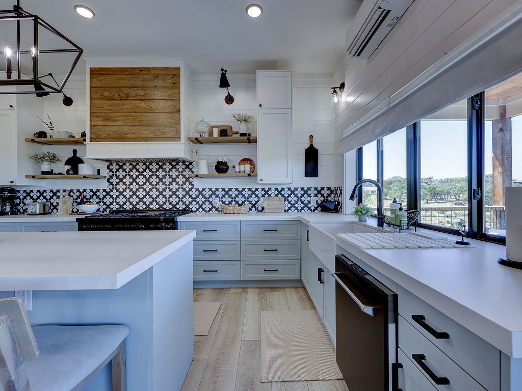 Photo of Listing #2721094