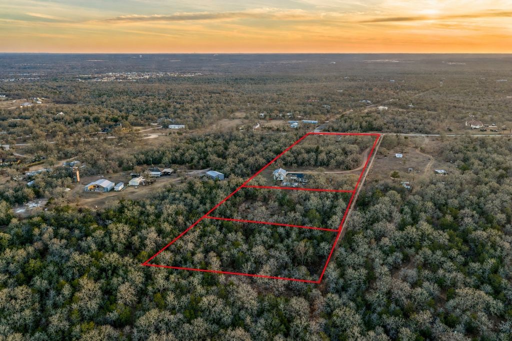 510 Thousand Oaks Drive, Cedar Creek