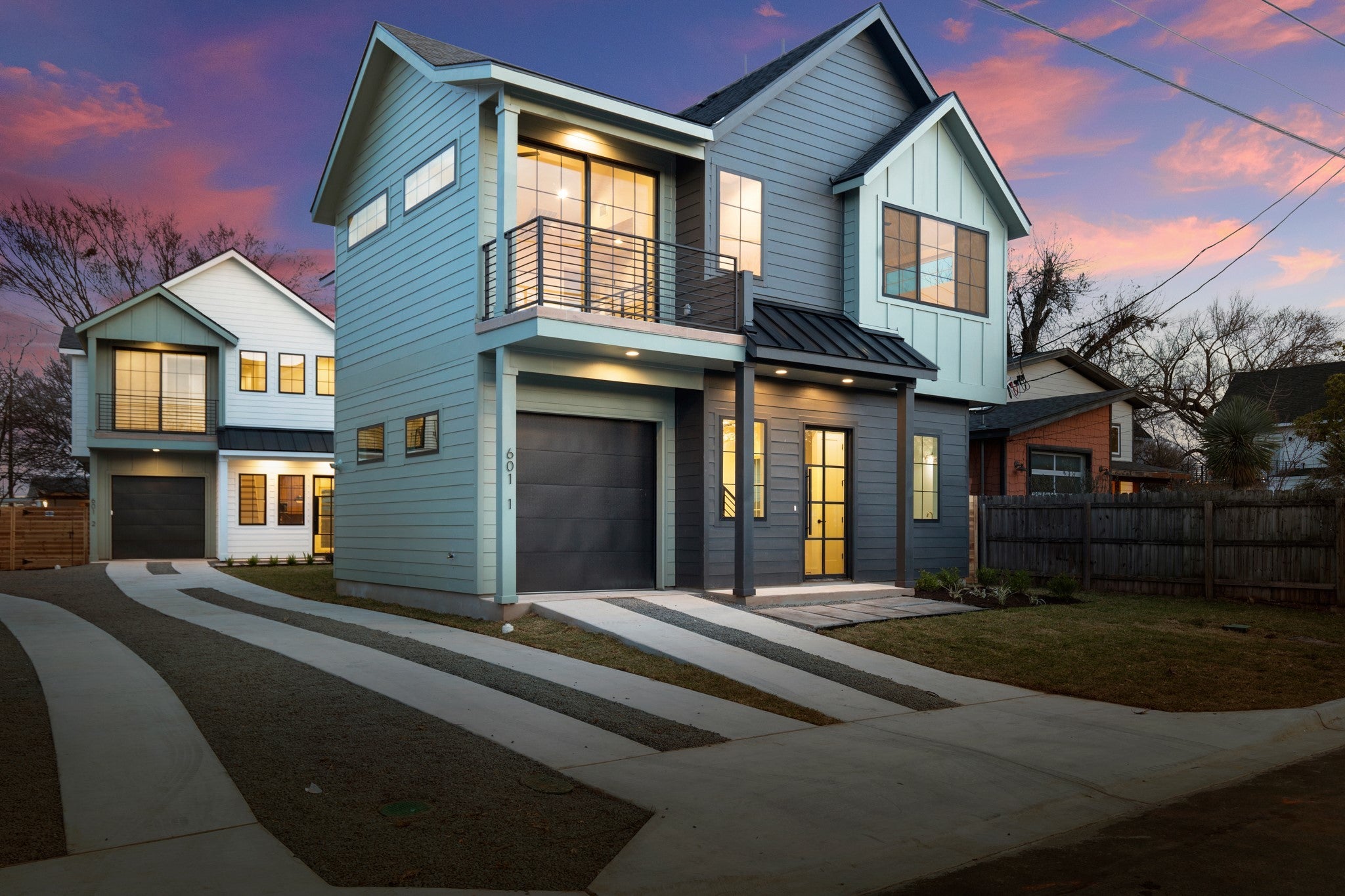 Photo of Listing #9905098