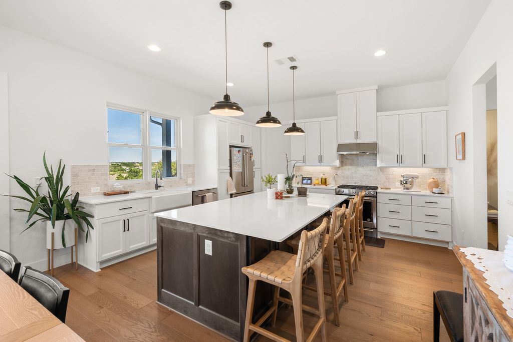 202 Smoke Tree Circle, Dripping Springs