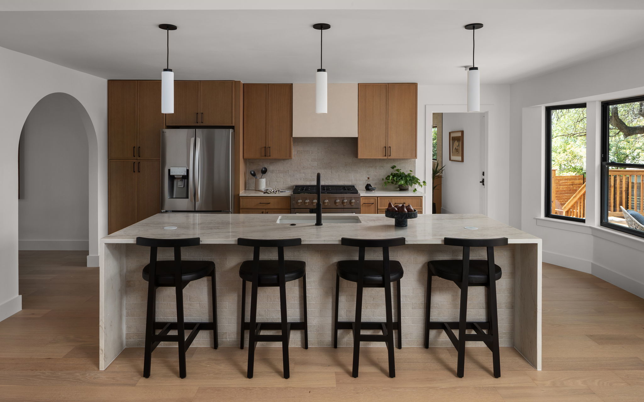 Photo of Listing #3975974