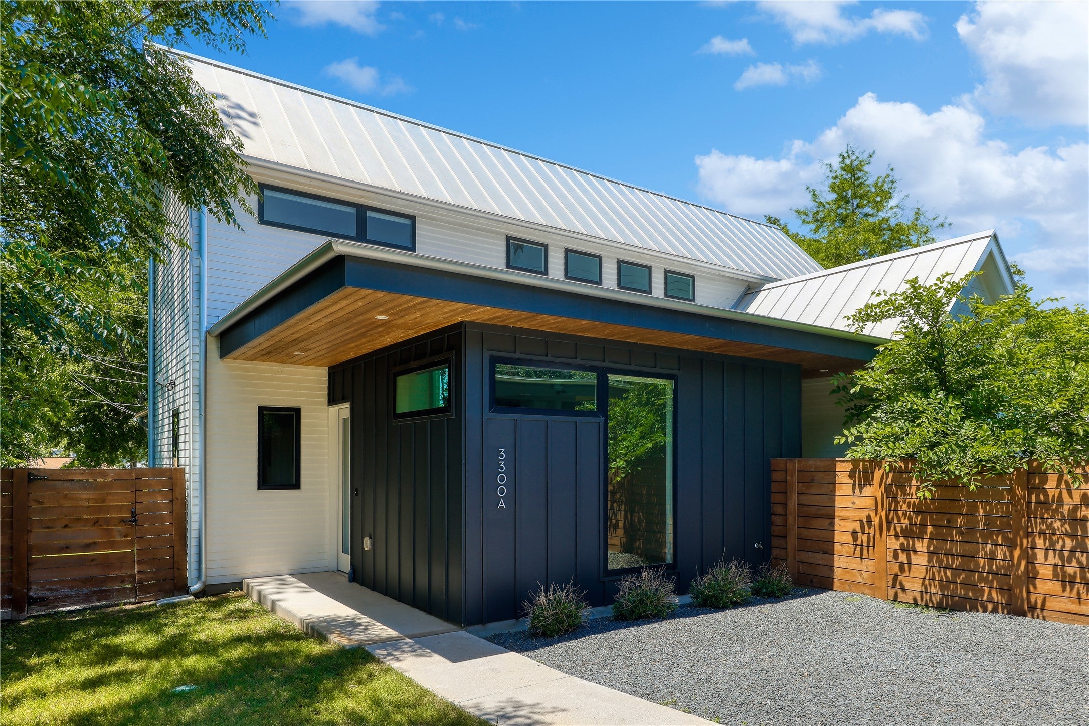 Photo of Listing #8726267