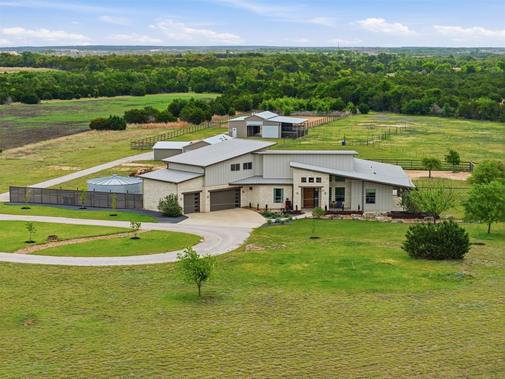 215 Mesa Vista Drive, Leander