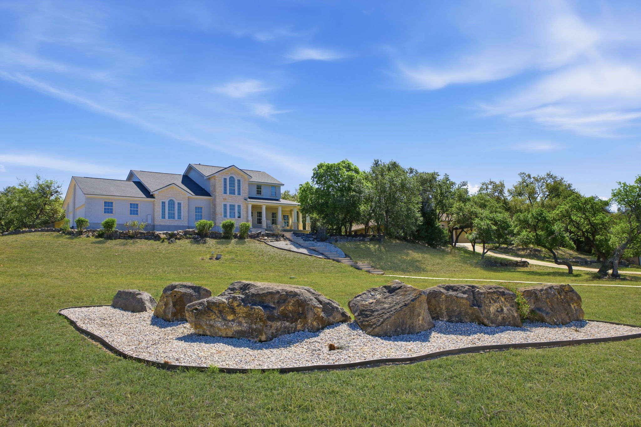 Photo of Listing #2979109