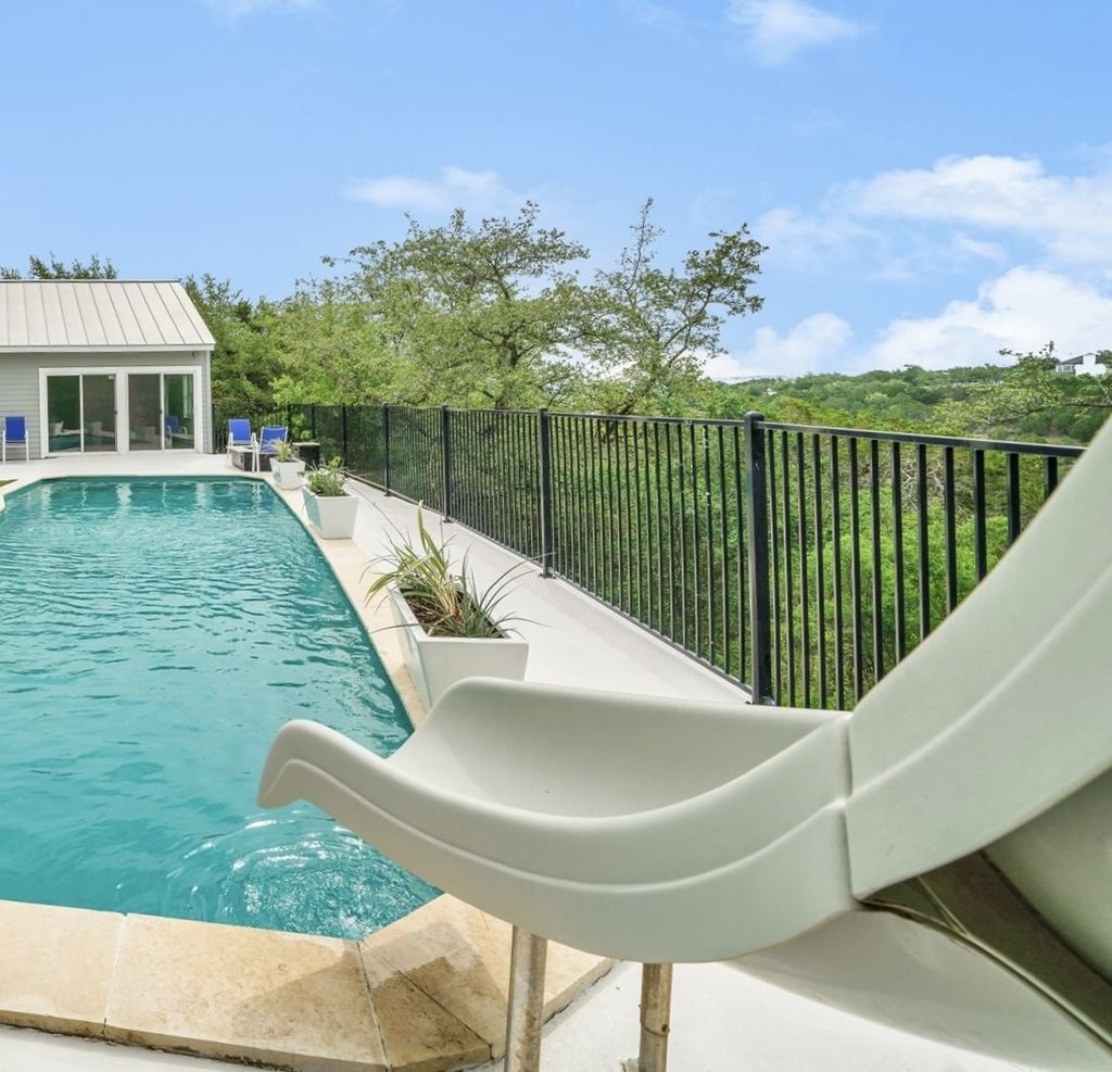5007 Evidence Cove, Spicewood