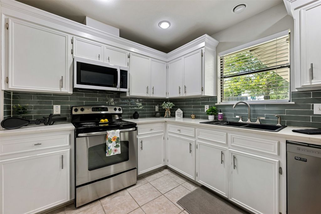 1301 Dove Haven Drive, Pflugerville