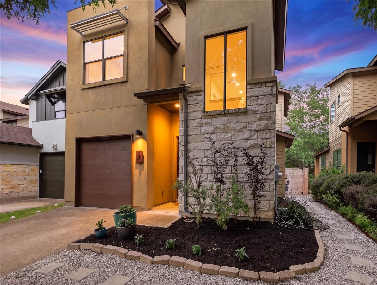 Photo of Listing #2515085