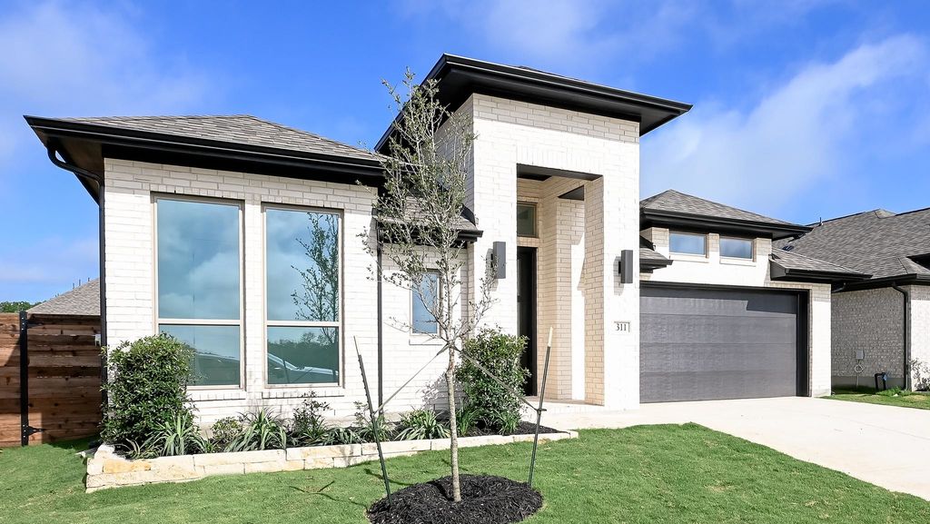311 Melody Road, Lockhart