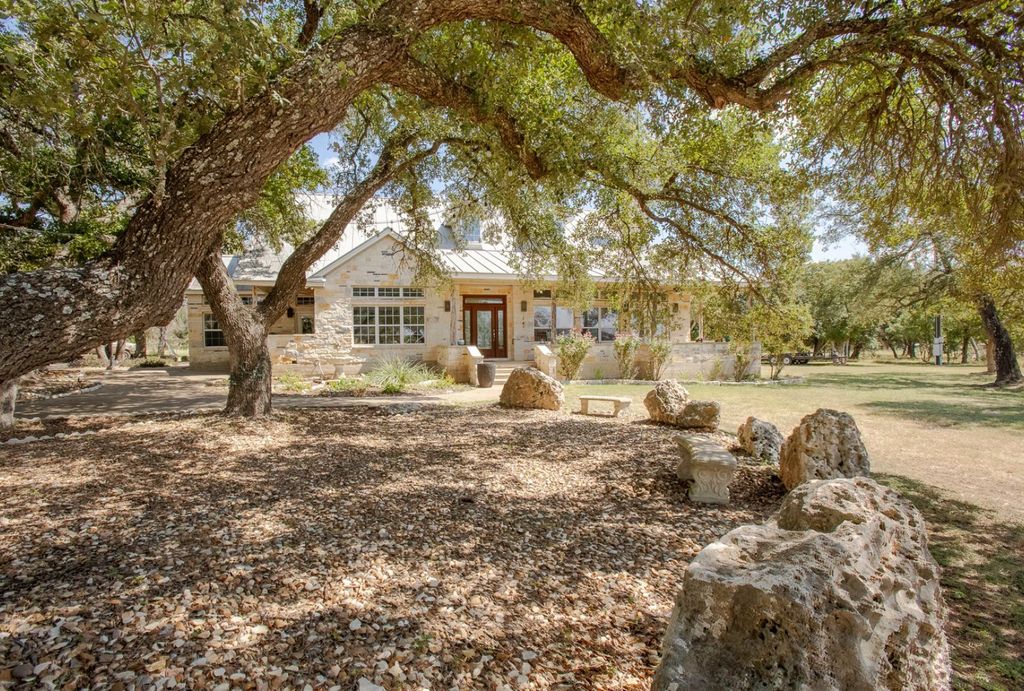 2010 County Road 233, Florence