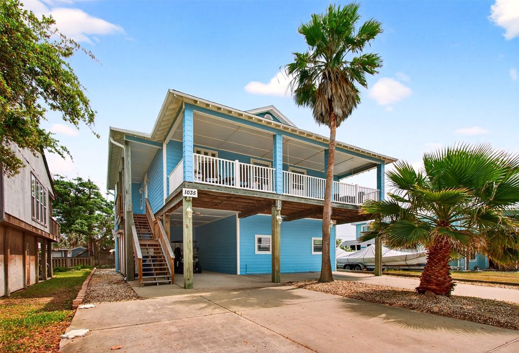 1035 Sea Secret Street, Port Aransas