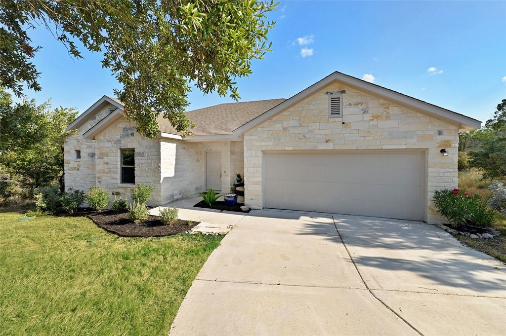 1302 Ponderosa Bend, Horseshoe Bay