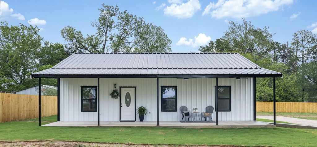 1110 Caldwell, Lexington