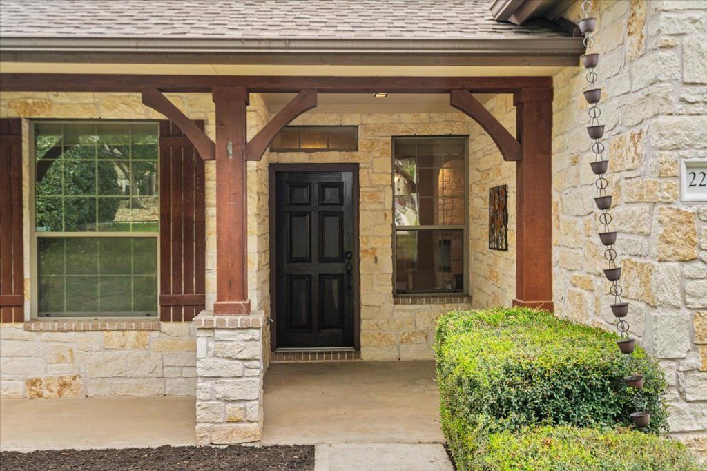 22324 Rock Wren Road, Spicewood