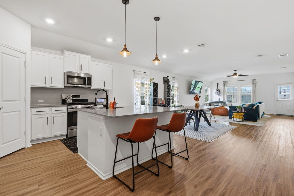 129 Esparza Drive, Bastrop