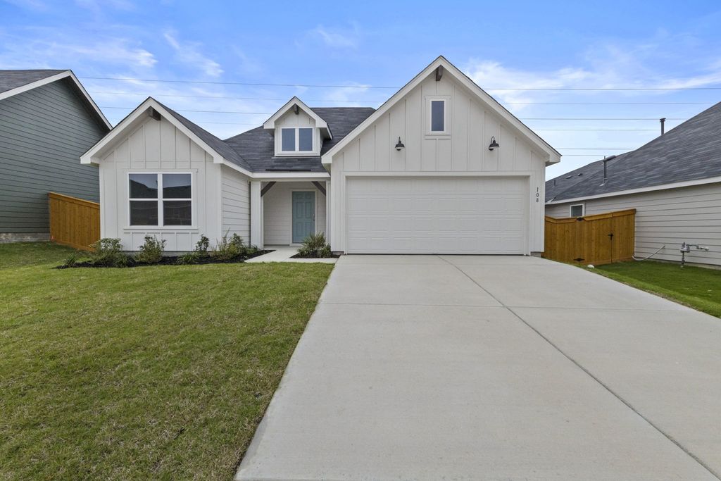 108 Wagner Way, San Marcos