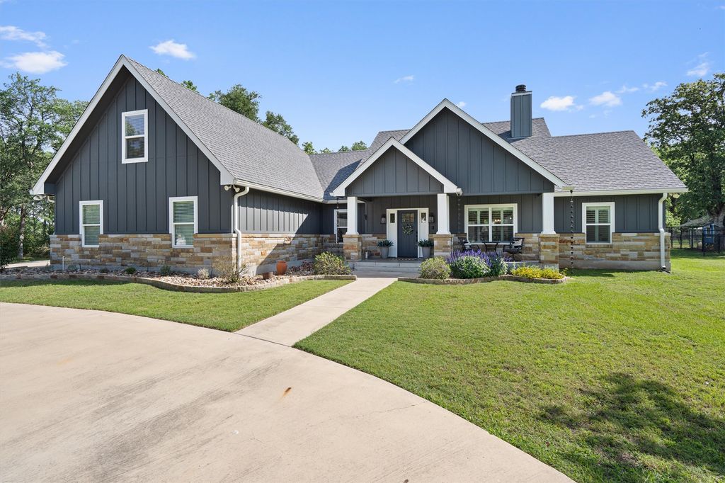136 Fawn Hollow, Elgin