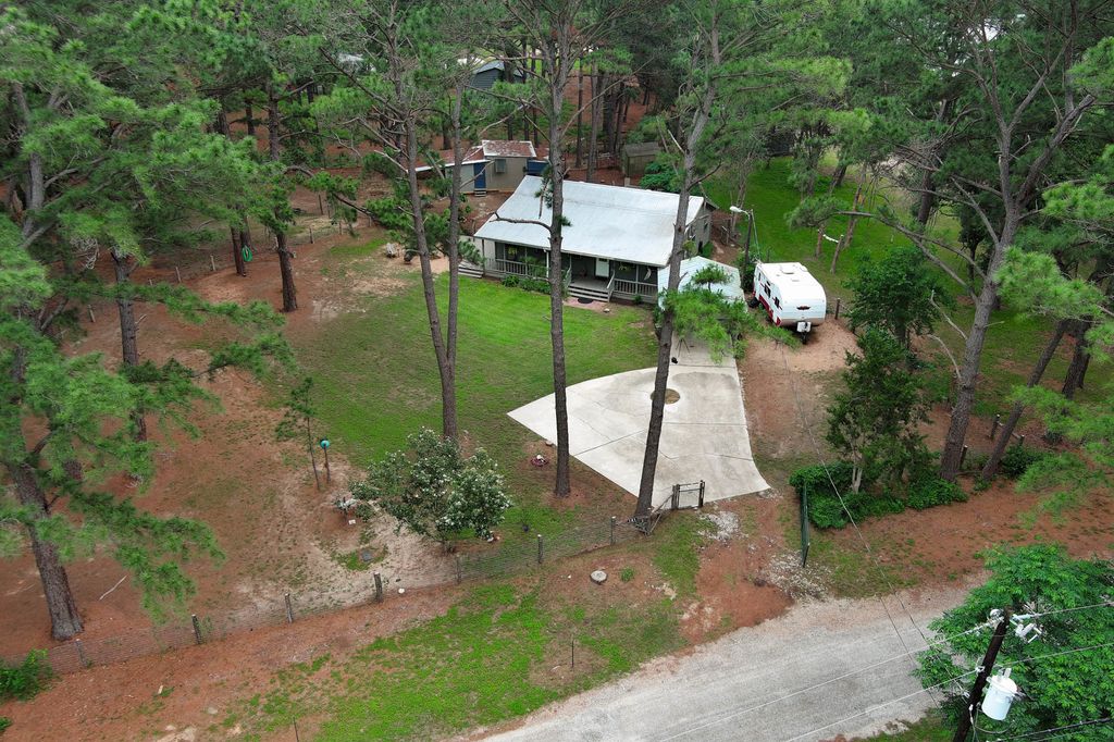 121 Pony Grass Lane, Bastrop