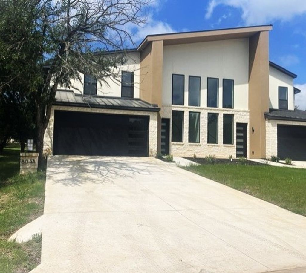 804 Hi Circle W B, Horseshoe Bay