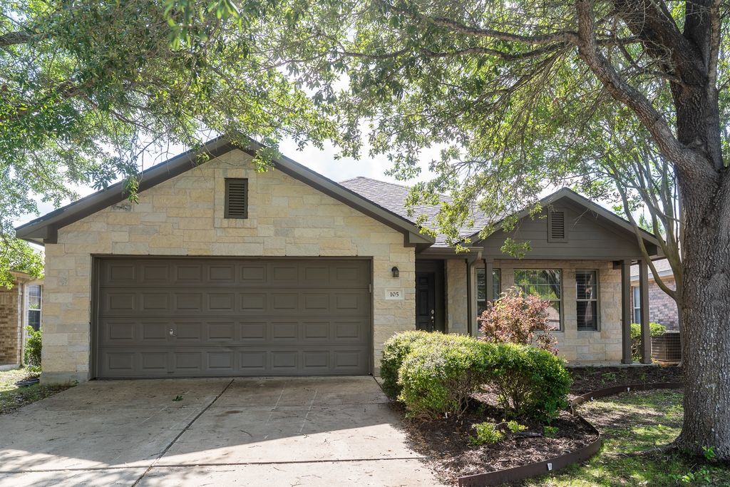 105 Remington Run, Bastrop
