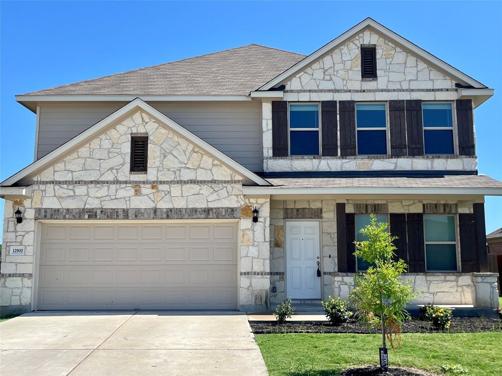 12900 Cerro Castellan Trace, Manor