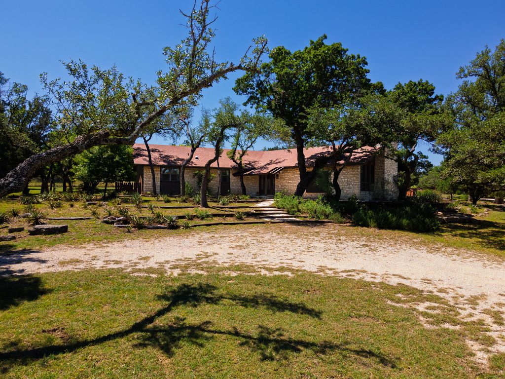 20 Sheppard Lane, Lampasas