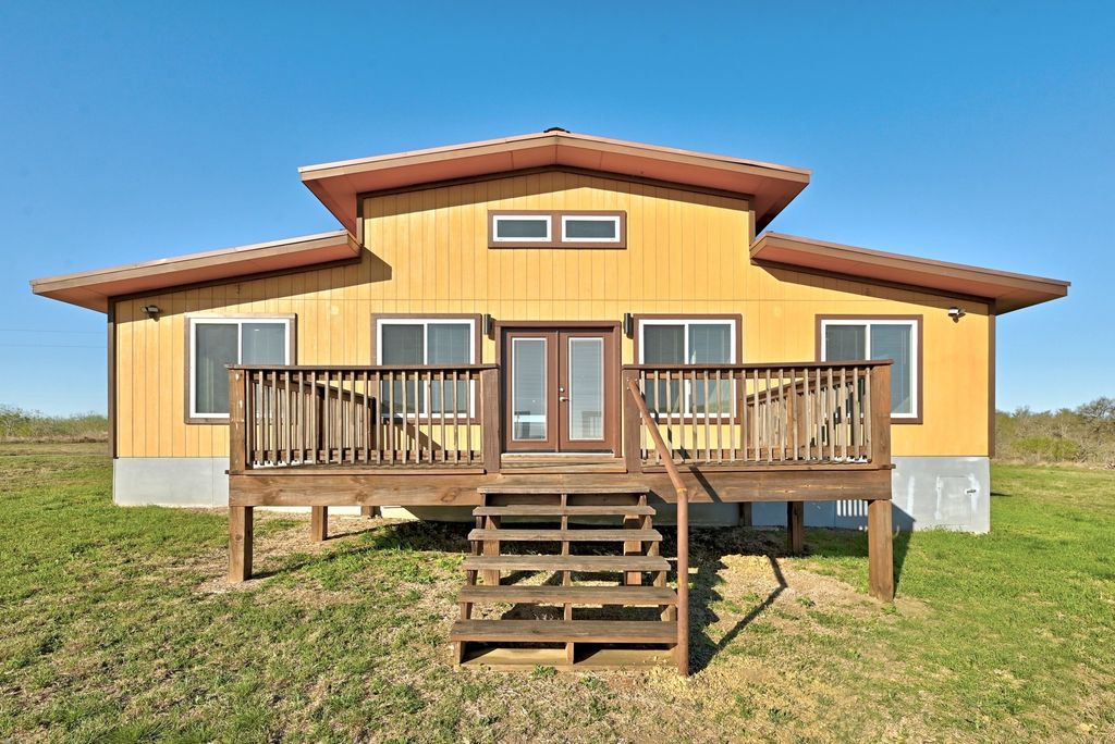 120 Loopsy Lane, Dale