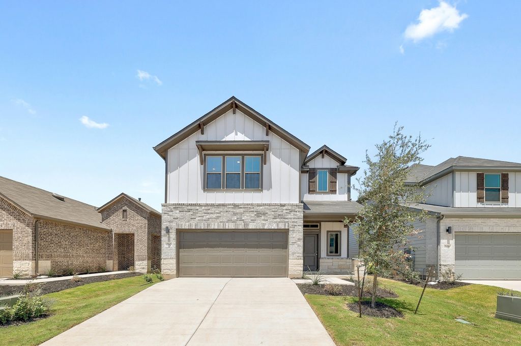 210 Hornet Street, Elgin