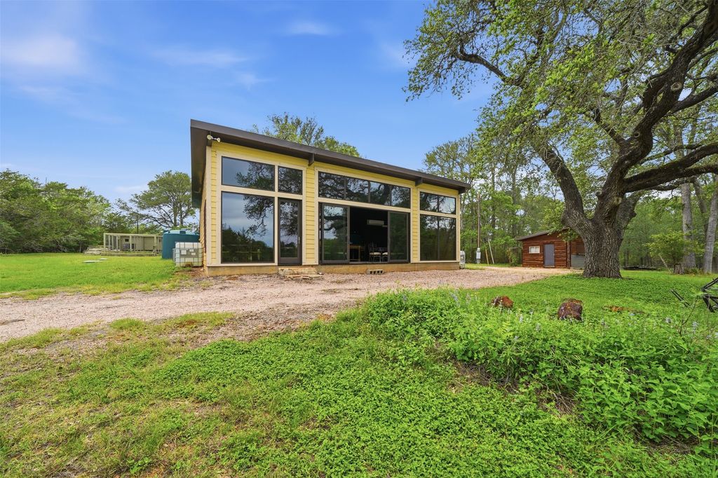 169 Ann Powell Road, Smithville