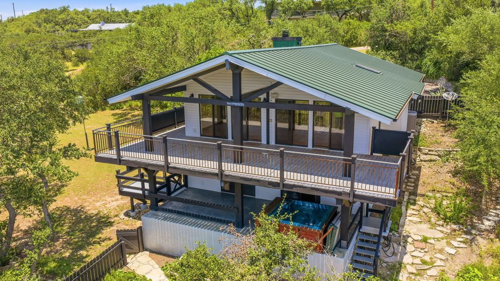 1203 Lakefield, Canyon Lake