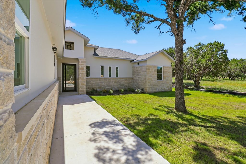 1407 Swallow, Horseshoe Bay