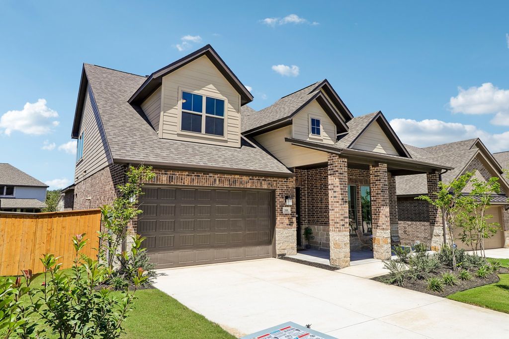 310 Prickly Poppy Loop, Kyle