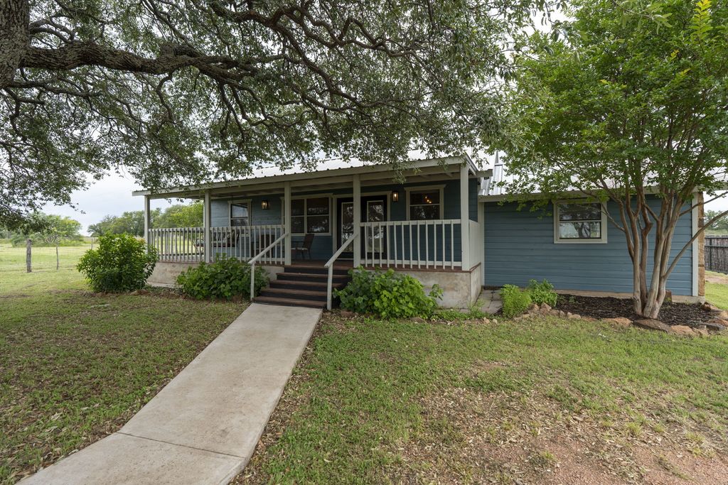 225 Ischar Lane, Mason