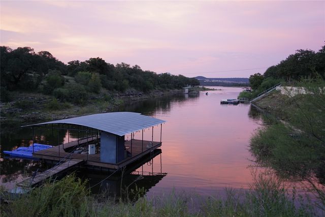 Residential Real Estate for Sale at 23614 Midway Dr on Lake Travis - MLS #4683470
