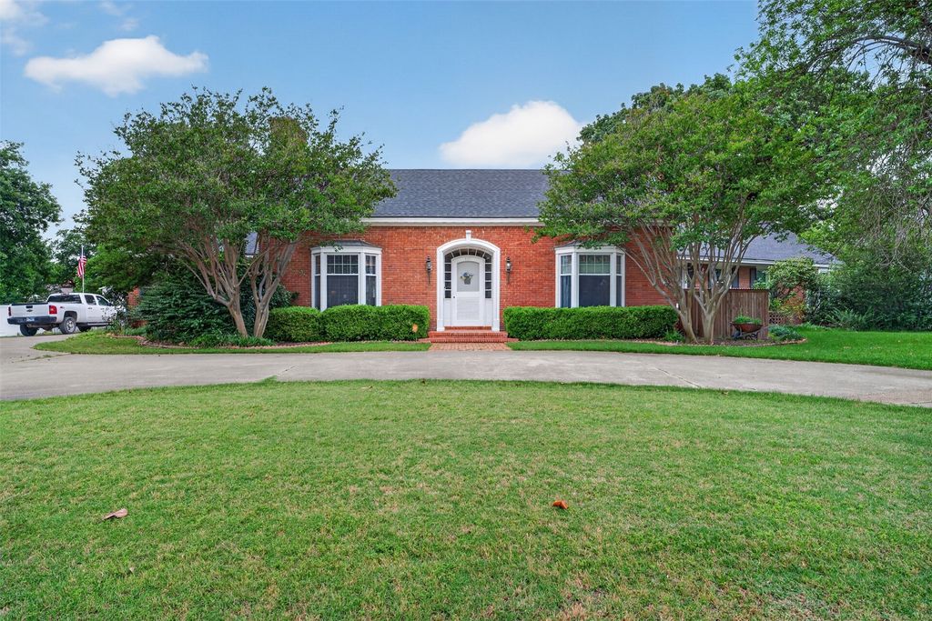 437 Craig Street, Hillsboro