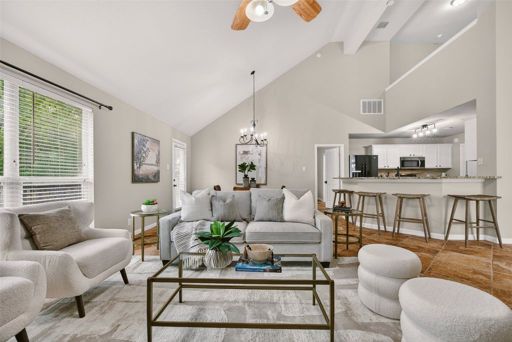 3713 Norman Loop, Round Rock