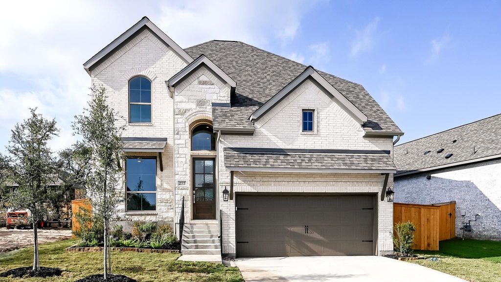 277 Basket Flower Loop, Kyle